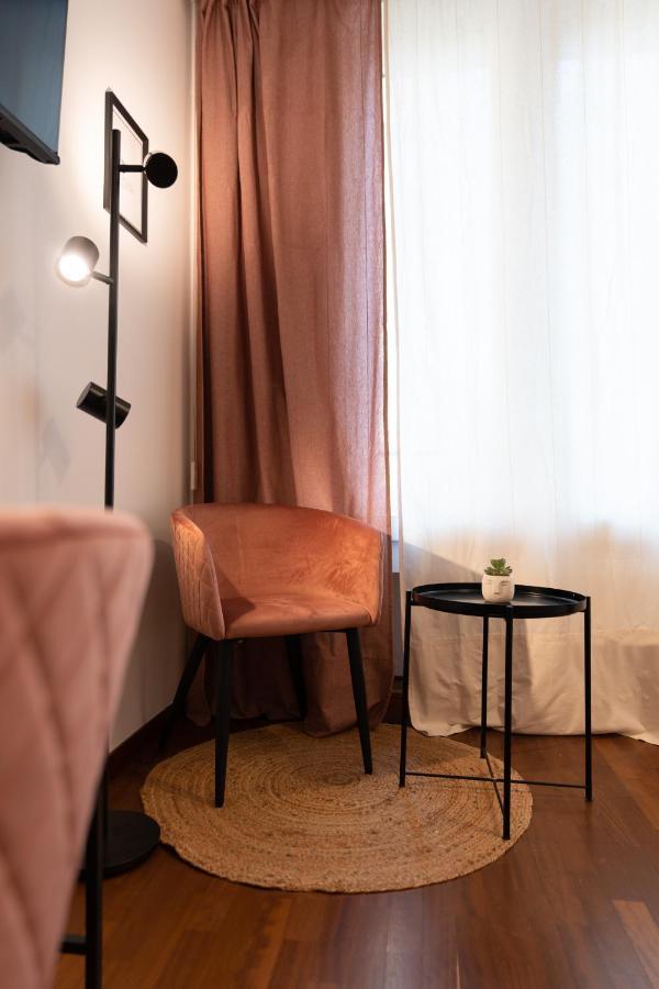 Amalia'S House, Cozy Studio Apartment In Brera Milano Exteriör bild
